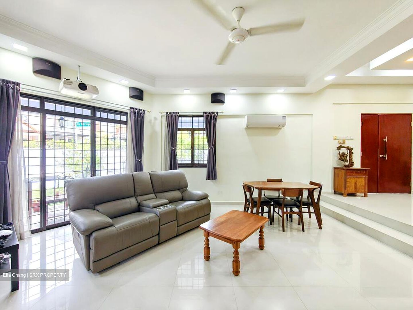 Chai Chee Drive (D16), Terrace #503786901